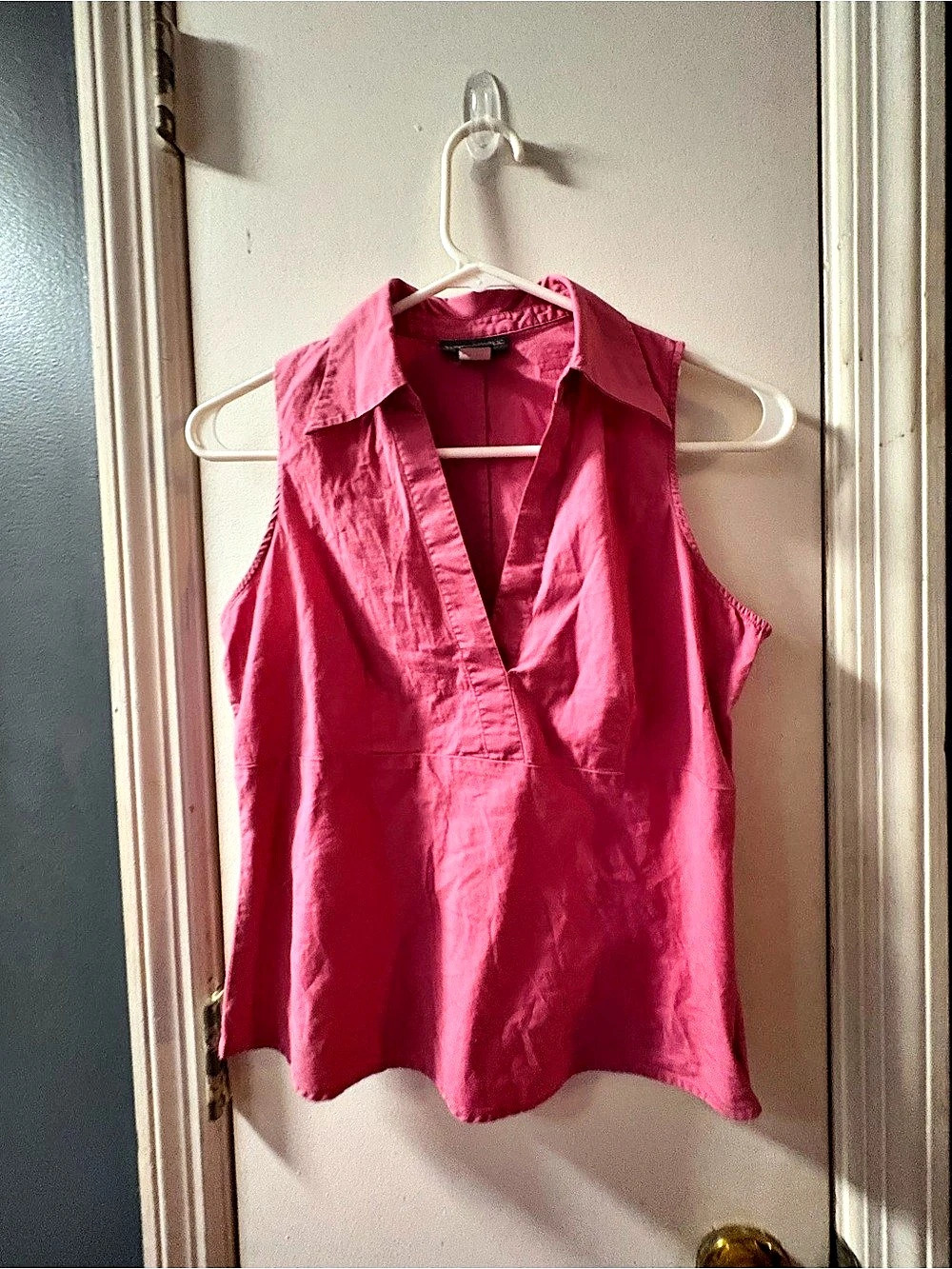 Banana Republic Stretch Pink Sleeveless Blouse Size Small / 4